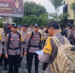 Polresta Sidoarjo Gelar Apel Pergeseran Pasukan Pengamanan TPS Pemilu 2024